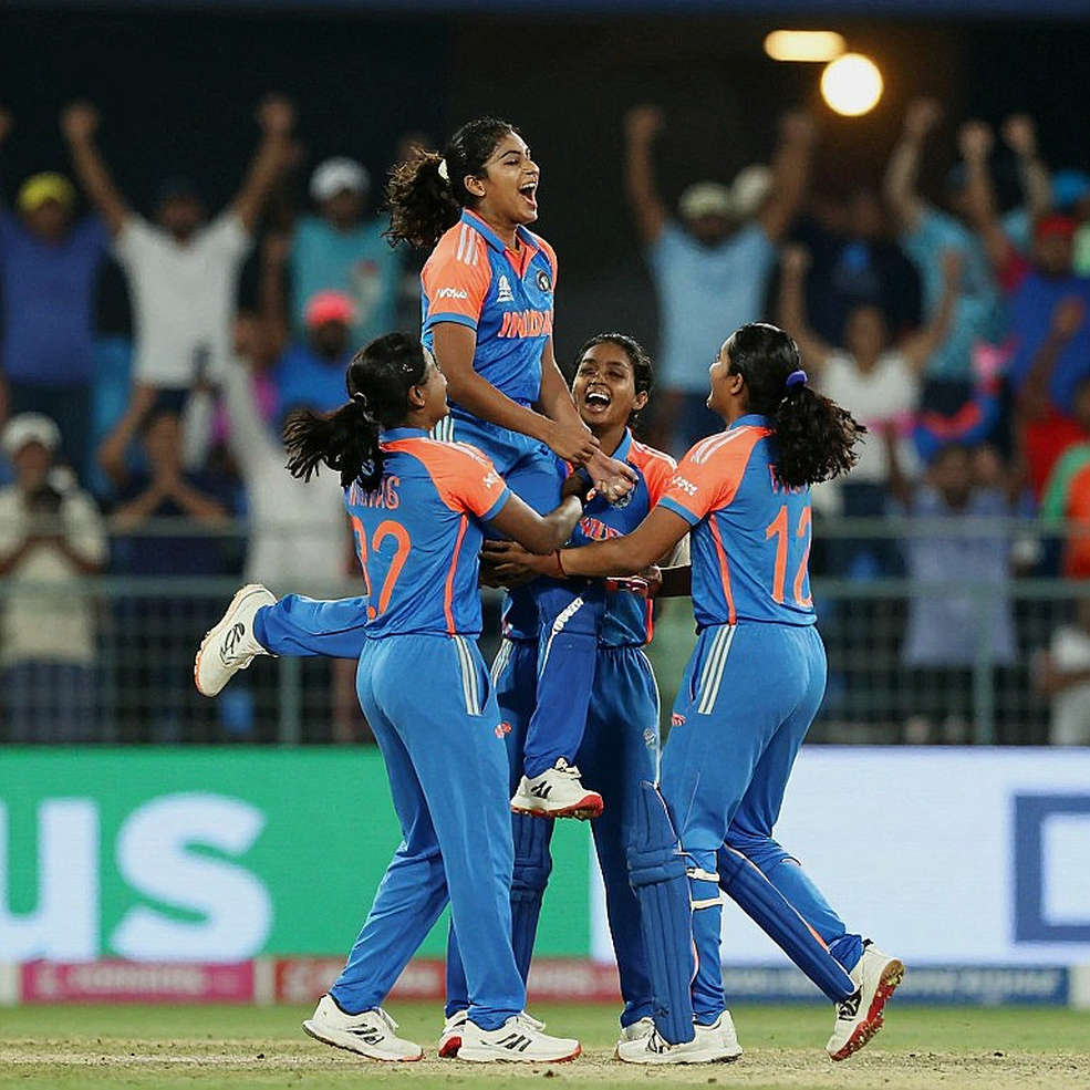 স্যান্টনারের চার মাঠের জ্যামিতি: ভারতের বিরুদ্ধে নিউজিল্যান্ডের লক্ষ্য উইকেট নয়, বাঁধা দেওয়া