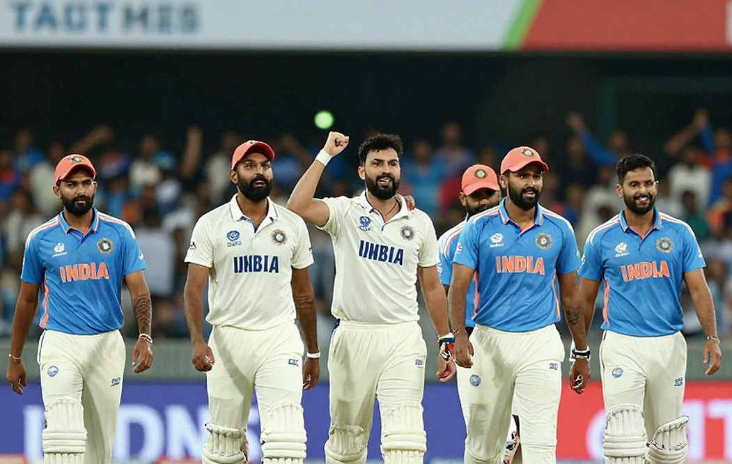 পাঁচ ছক্কার নিচে যে প্রশ্নটা চাপা পড়ে গেল