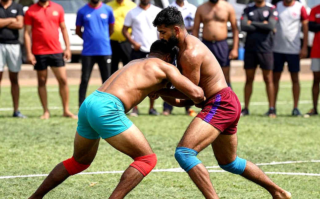 ৪৮-২৪-এর নিচে: আল আউট, বোনাস লাইন আর মহিলা কাবাডির শূন্য টাকার অর্থনীতি